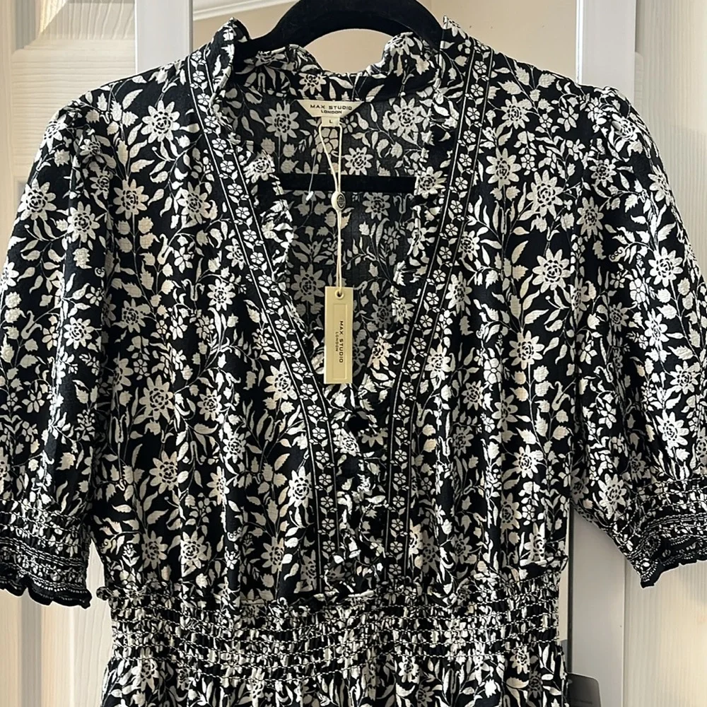 Max Studio Floral Black and White Maxi Dress brand new with tags. dress - Picture 5 of 5